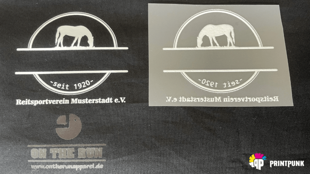 Feine Schrift in Weiß und Schwarz